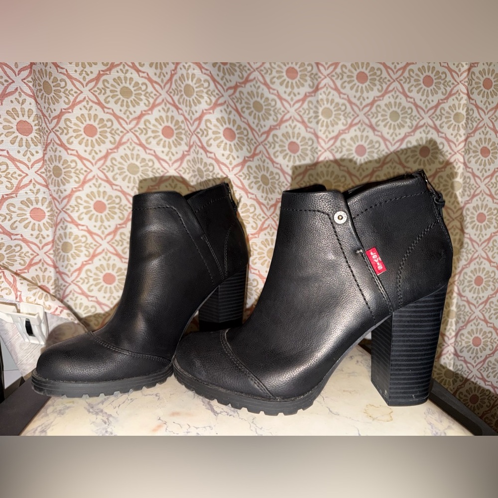 Levi's Black Heeled Ankle Boots